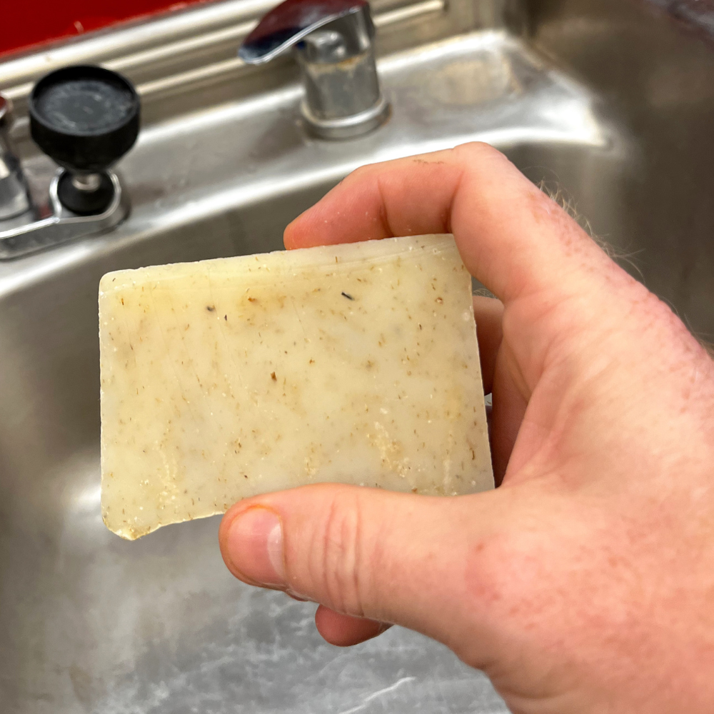 Tea Tree Mint Invigorating 4 oz Bar